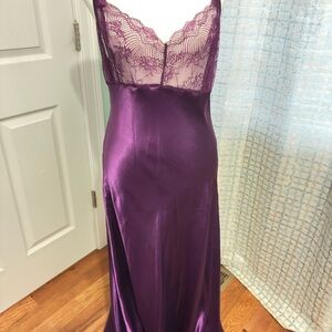 Elegant Purple Lace Nightgown and Matching Robe.